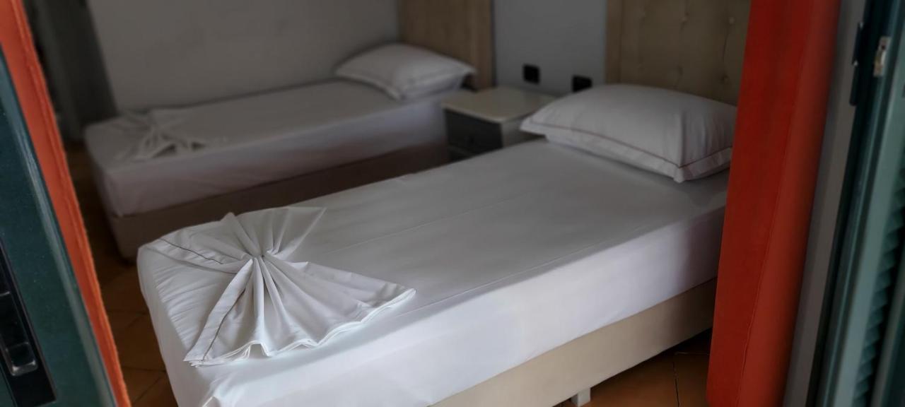 Kanina Hotel&Hostel Sarandë 外观 照片