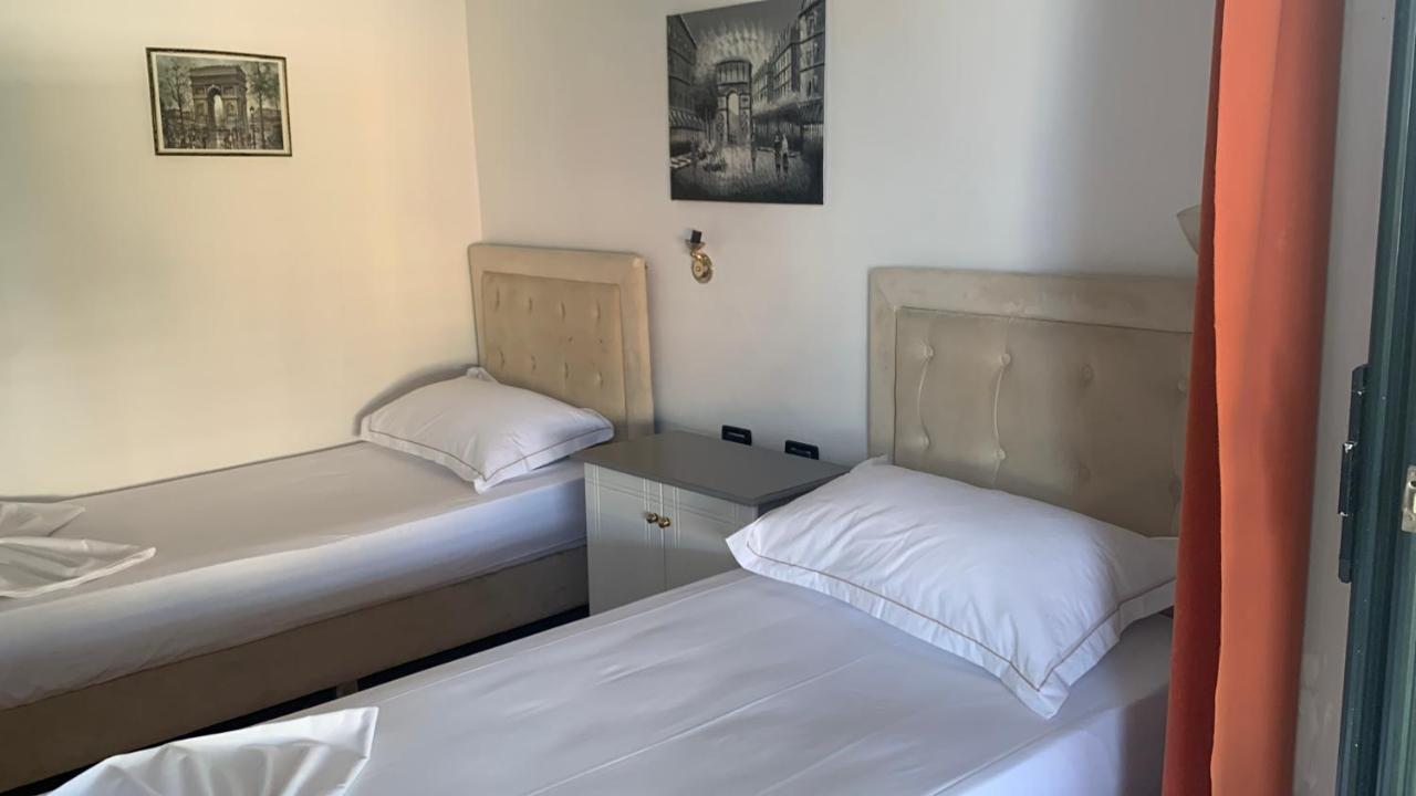 Kanina Hotel&Hostel Sarandë 外观 照片