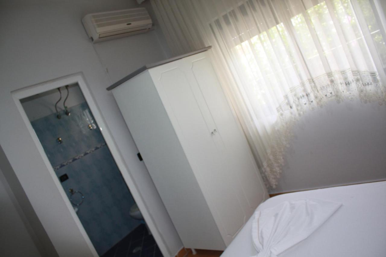 Kanina Hotel&Hostel Sarandë 外观 照片