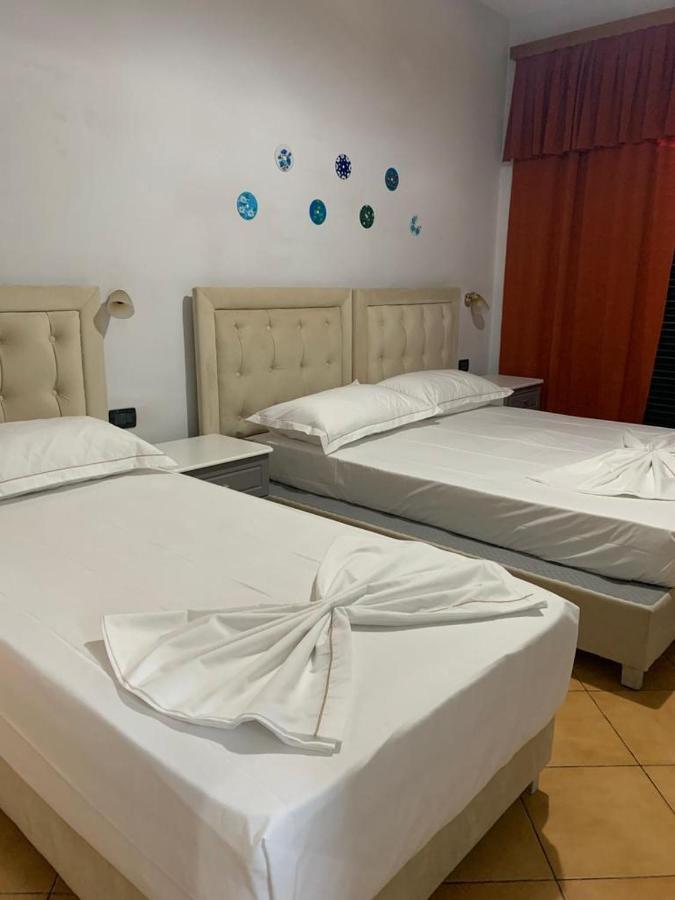 Kanina Hotel&Hostel Sarandë 外观 照片