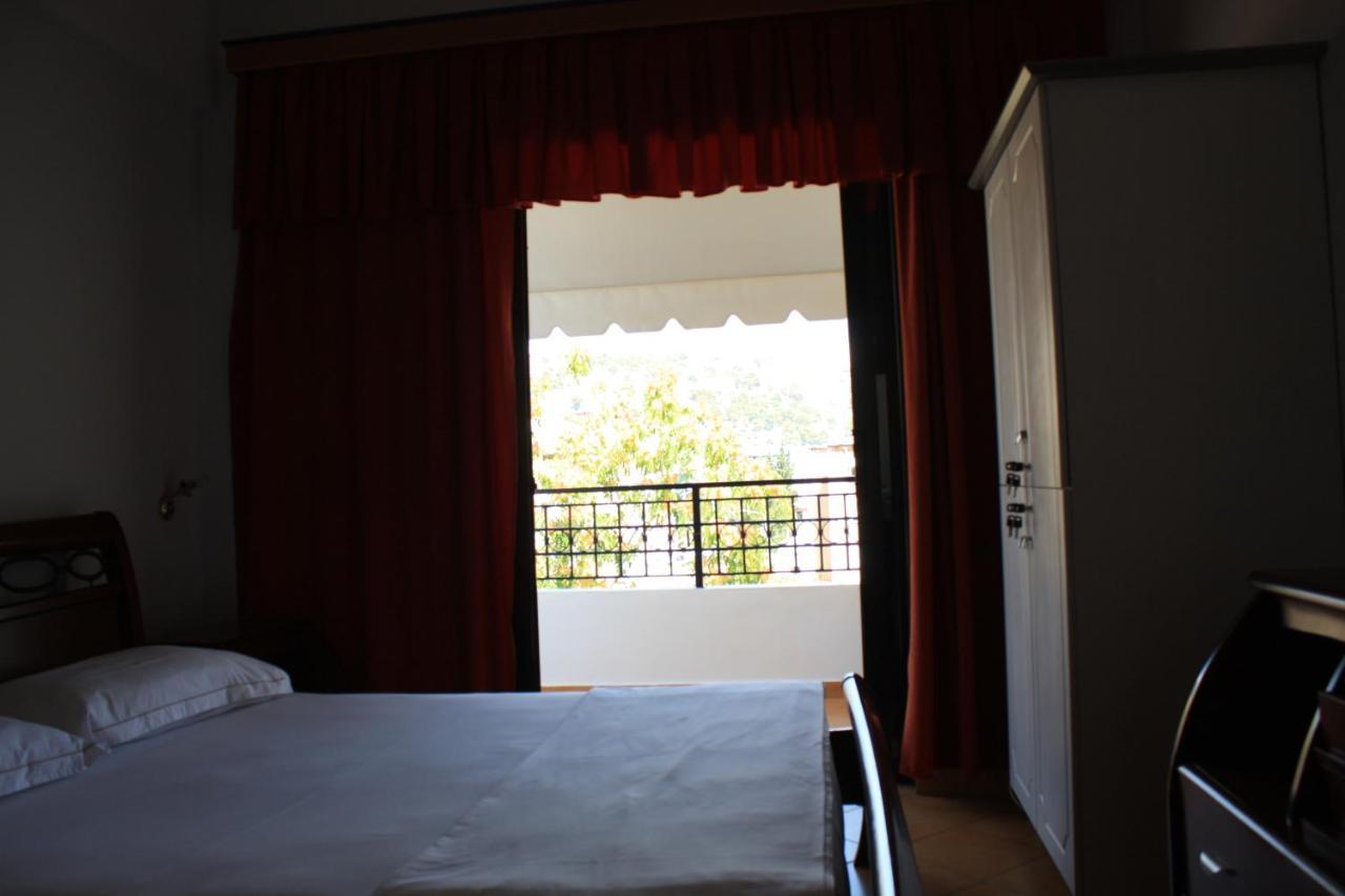 Kanina Hotel&Hostel Sarandë 外观 照片