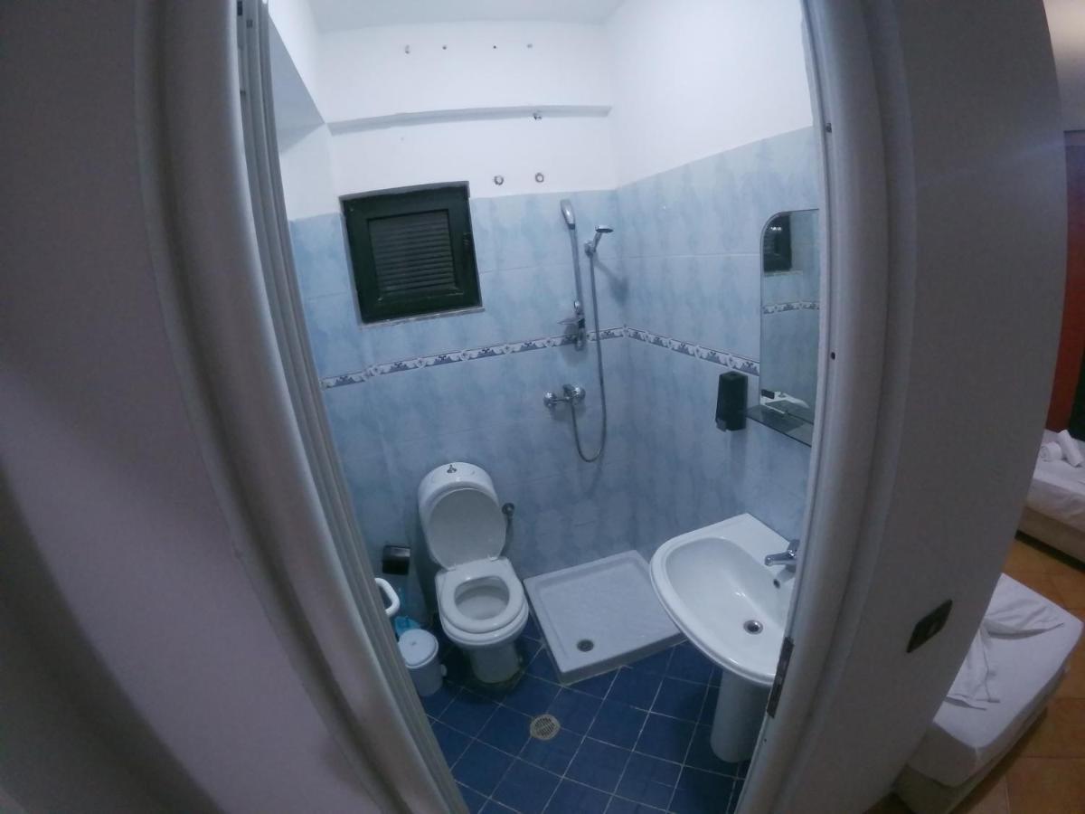 Kanina Hotel&Hostel Sarandë 外观 照片